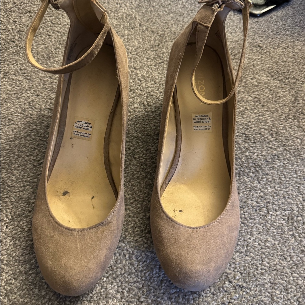 Elegant Tan Heels